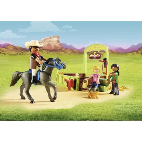 Playmobil Spirit Riding Free Barn With Lucky, Pru & Abigail 70118 4008789701183