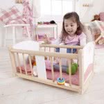 Hape Happy Doll Furniture Ξύλινο Λίκνο Κούκλας Rock-A-Bye Baby Cradle E3601 6943478006249