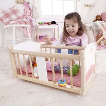 Hape Happy Doll Furniture Ξύλινο Λίκνο Κούκλας Rock-A-Bye Baby Cradle E3601 6943478006249