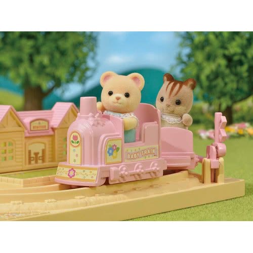 Epoch Sylvanian Families: Choo Choo Train 5320 5054131053201