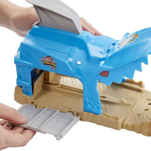 Mattel Hot Wheels Monster Trucks Pit And Launch Shark Wreak Play Set GKY01 / GKY03 887961833638