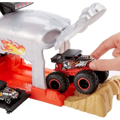 Mattel Hot Wheels Monster Trucks Bone Shaker Νεκροκεφαλή Σετ Παιχνιδιού Εκτοξευτές GKY01 / GKY02 887961833621
