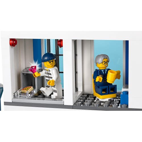LEGO City Police Station 60246 5702016617801