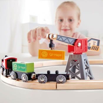 Hape Railway Cargo Delivery Loop E3731A 6943478021822