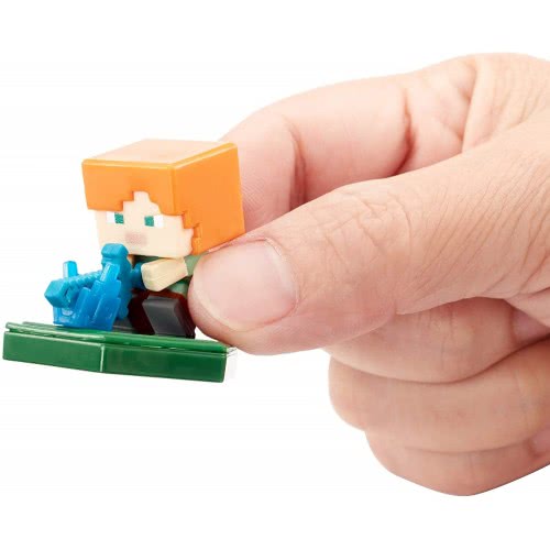 Mattel Minecraft: Earth Boost Minis - Attacking Alex Figure Pack GKT32 / GKT37 887961831627