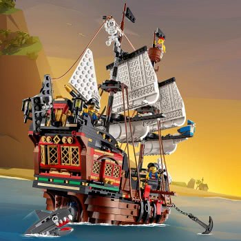 LEGO Creator 3In1 Pirate Ship, Inn And Skull Island Toy Set 31109 5702016616354