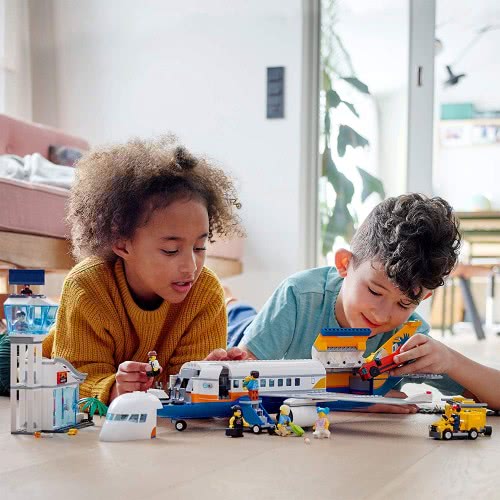 LEGO City Airport Passenger Airplane, Terminal & Truck Play Set 60262 5702016617962