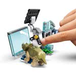 LEGO Jurassic World Dr. Wus Lab: Baby Dinosaurs Breakout Toy With Owen Minifigure 75939 5702016616620