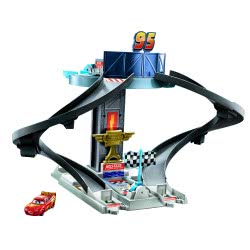 Mattel Disney Pixar Cars Rust-Eze Racing Σετ Παιχνιδιού Για Κόντρες GJW42 887961819229