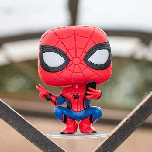 Funko POP Marvel Far From Home-Spider-Man Hero Suit Spiderman Collectible Figure, Multicolor 46656 889698394031