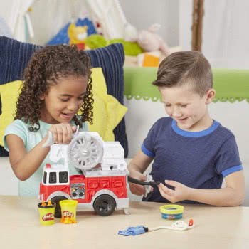 Hasbro Play-Doh Wheels Πυροσβεστικό Όχημα Με 5 Μη-Τοξικά Χρώματα E6103 5010993597338