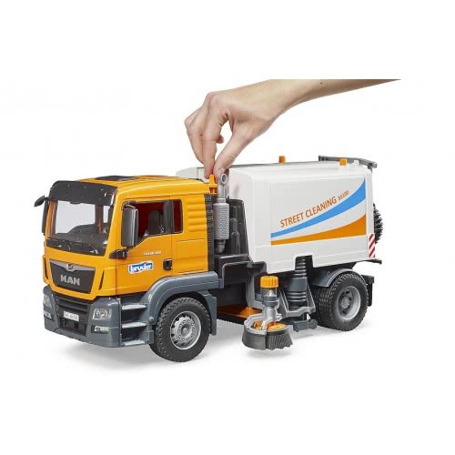 bruder Street Cleaner MAN TGS 03780 4001702037802