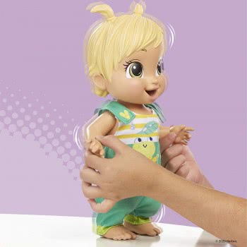 Hasbro Baby Alive Baby Gotta Bounce Doll, Frog Outfit, Bounces With 25+ SFX And Giggles E9427 5010993723089