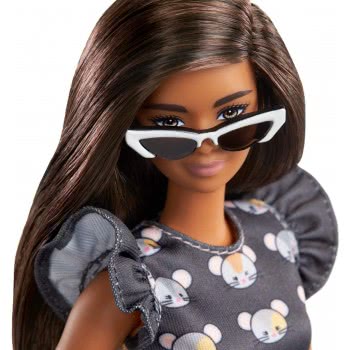 Mattel Barbie Fashionistas Doll Num 140 With Long Brunette Hair Wearing Mouse-Print Dress FBR37 / GHW54 887961804355