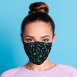 Puckator Mistletoe Christmas Reusable Face Covering - Large XMASK71L 5055071764950