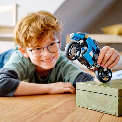 LEGO Creator 3 In 1 Superbike Toy Motorcycle To Classic Bike To Hoverbike Building Set 31114 5702016888362