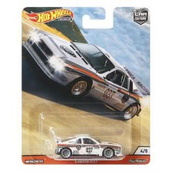 Mattel Hot Wheels Premium Car Culture Lancia 037 Real Riders FPY86 / GJP93 887961815931