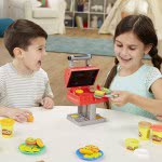 Hasbro Play-Doh Kitchen Creations Grill N Stamp Playset F0652 5010993786244