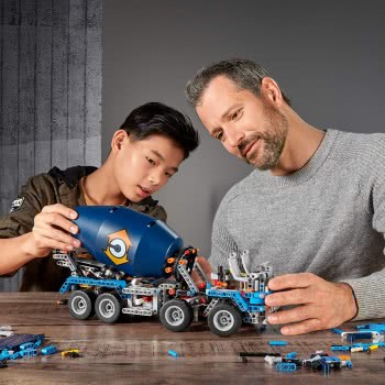 LEGO Technic Concrete Mixer Truck 42112 5702016617504