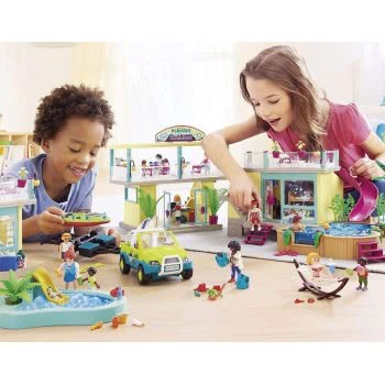Playmobil Αυτοκίνητο Με Ανοιχτή Οροφή Και Κανό 70436 4008789704368