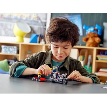 LEGO Unstoppable Bike Chase 75549 5702016619195