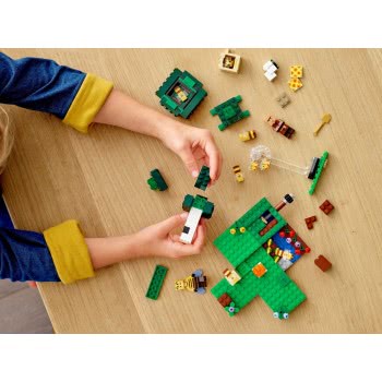 LEGO The Bee Farm 21165 5702016913774