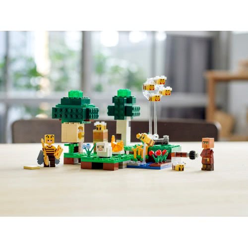 LEGO The Bee Farm 21165 5702016913774