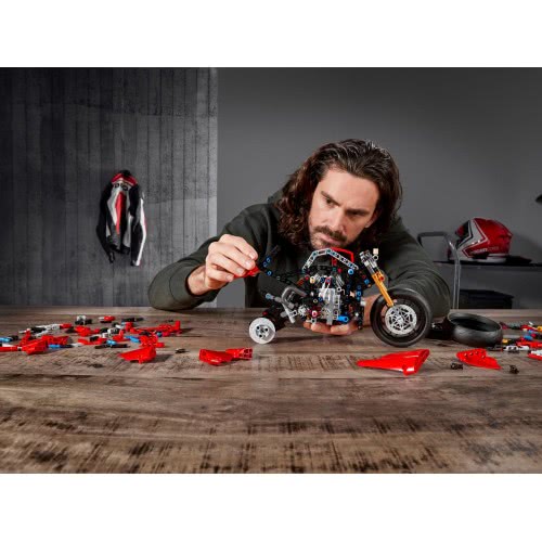 LEGO Ducati Panigale V4 R 42107 5702016616460