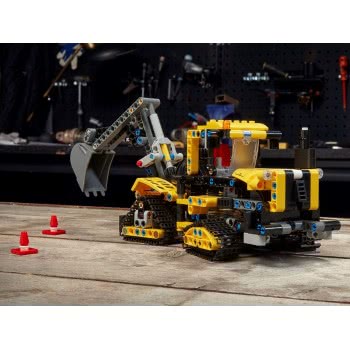 LEGO Heavy-Duty Excavator 42121 5702016890976