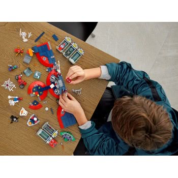 LEGO Spider-Man Attack On The Spider Lair 76175 5702016912876