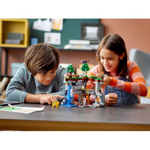 LEGO The First Adventure 21169 5702016913873