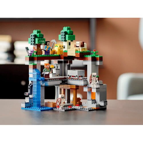 LEGO The First Adventure 21169 5702016913873