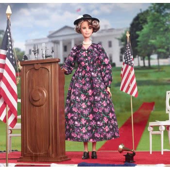 Mattel Eleanor Roosevelt Barbie Inspiring Women GTJ79 887961915921
