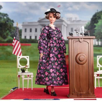 Mattel Eleanor Roosevelt Barbie Inspiring Women GTJ79 887961915921