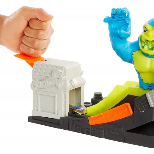 Mattel Hot Wheels Toxic Ape Attack Play Set Πίστα City Με Τέρατα FNB05 / GTT66 887961920659