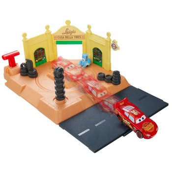 Mattel Easter Candle Cars Playset Luigis Tire Shop GTK82 / GTK83 