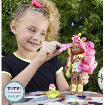 Mattel Λαμπάδα Cave Club Fernessa Κούκλα Με Δεινοσαυράκι Ptilly GNL82 / GNL85 