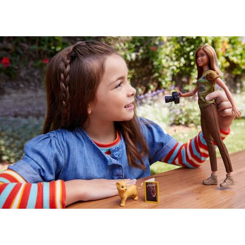 Mattel Barbie National Geographic Photojournalist Doll GDM46 