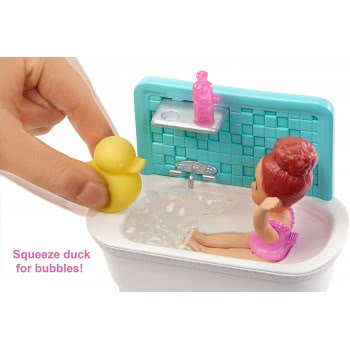 Mattel Λαμπάδα Barbie Skipper Babysitters - Ώρα Για Μπάνιο FXH05 
