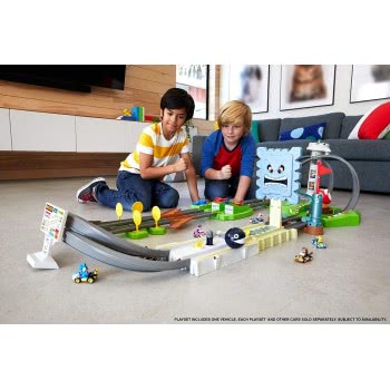 Mattel Hot Wheels Mario Kart Track Set Assortment 4 Different Tracks With Mario Kart 1:64 Scale Vehicles And Nemesis GCP26 / GKY