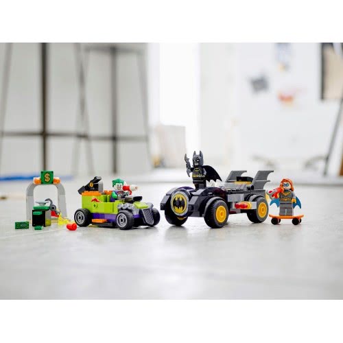 LEGO Batman Vs. The Joker Batmobile Chase 76180 5702016912975