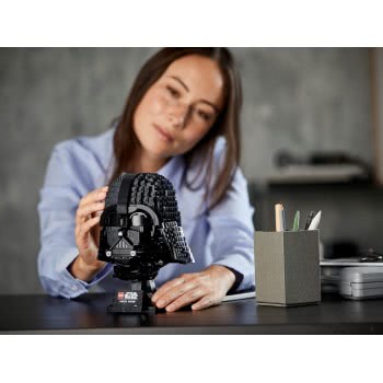 LEGO Star Wars Darth Vader Helmet 75304 5702016914498