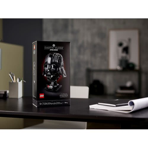 LEGO Star Wars Darth Vader Helmet 75304 5702016914498