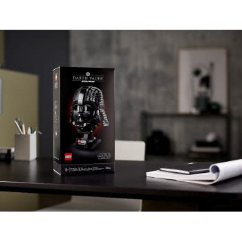 LEGO Star Wars Darth Vader Helmet 75304 5702016914498