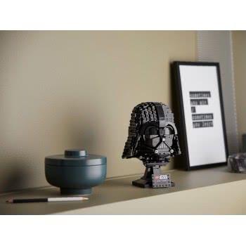 LEGO Star Wars Darth Vader Helmet 75304 5702016914498