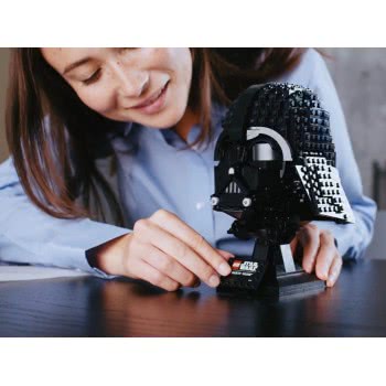 LEGO Star Wars Darth Vader Helmet 75304 5702016914498