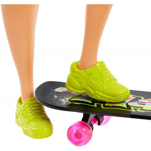 Mattel Extra Doll 4 With Skateboard And 2 Kittens Blue Curly Hair GRN30 887961908503