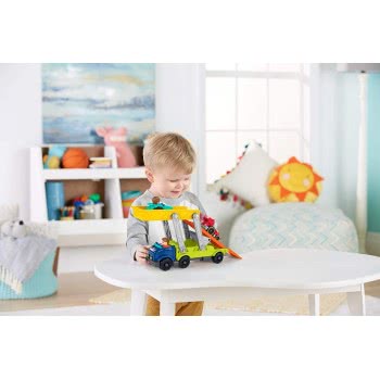 Mattel Little People Ramp N Go Carrier Gift Set HBX23 194735004119