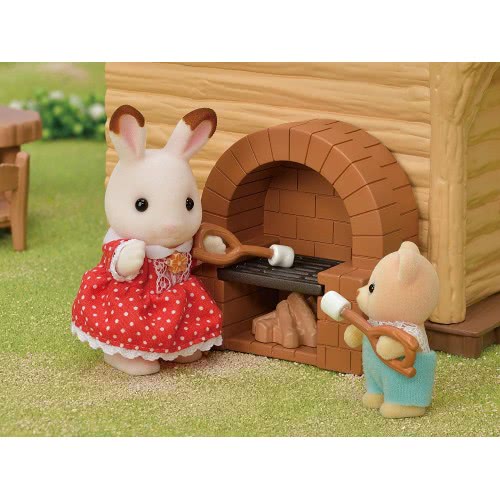 Epoch Sylvanian Families: Lakeside Lodge Log Cabin 5451 5054131054512