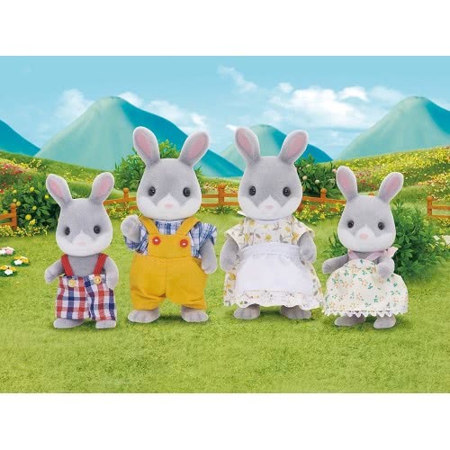 Epoch Sylvanian Families: Cottontail Rabbit Family 4030 5054131040300